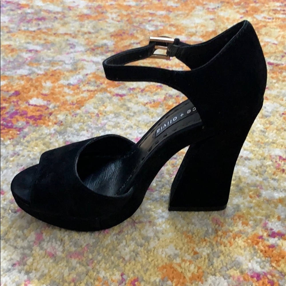 Alice and Olivia Black Seric Heels - Picture 4 of 9